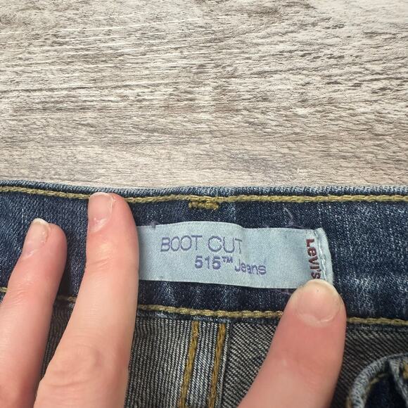 Levis 515 Faded Blue Womens 6 M Gold Studs Flap Pockets Mid Rise Bootcut Jeans - Picture 5 of 13
